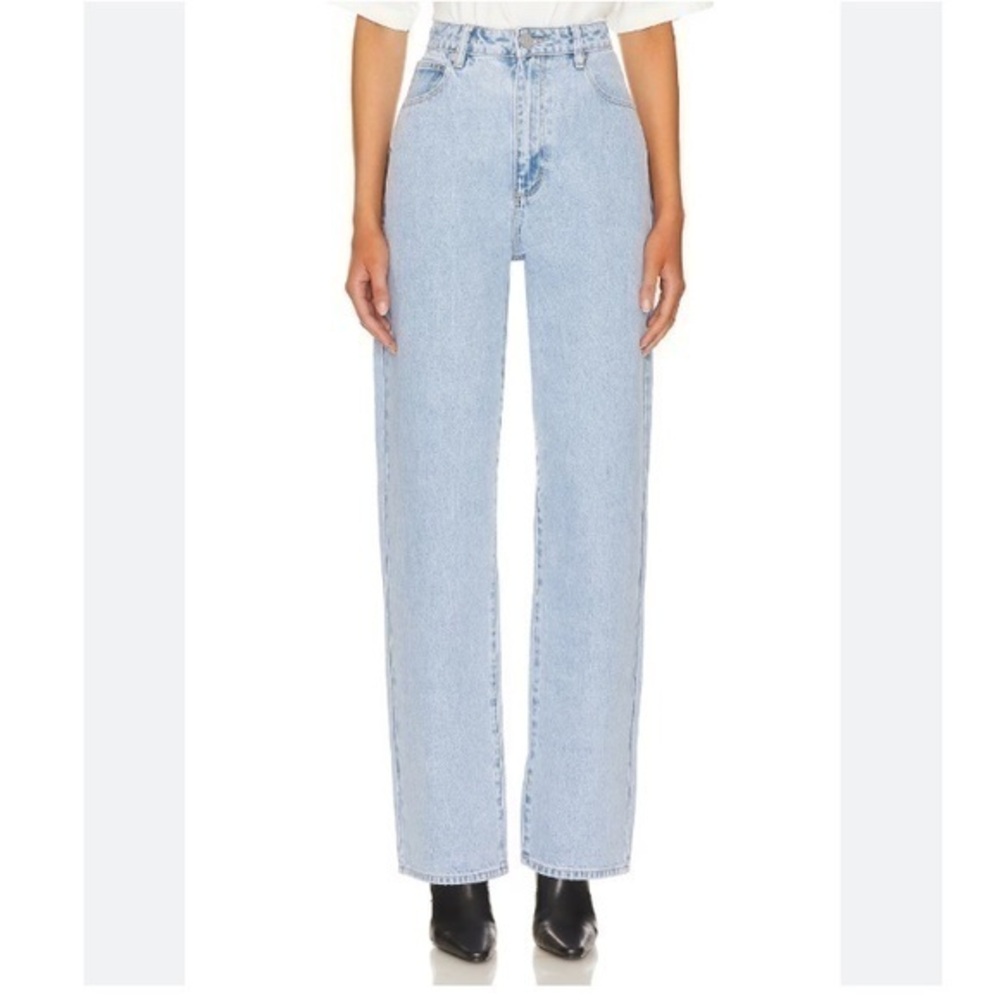 Abrand Jeans The Carrie High Rise Straight in Light Wash